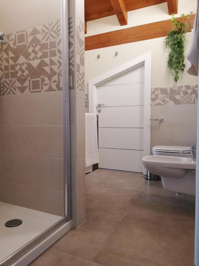 A&G Apartment Aosta - Elegante Casa 100 Mq Su Due Piani Con Wi-Fi-Giardino-Parcheggio المظهر الخارجي الصورة