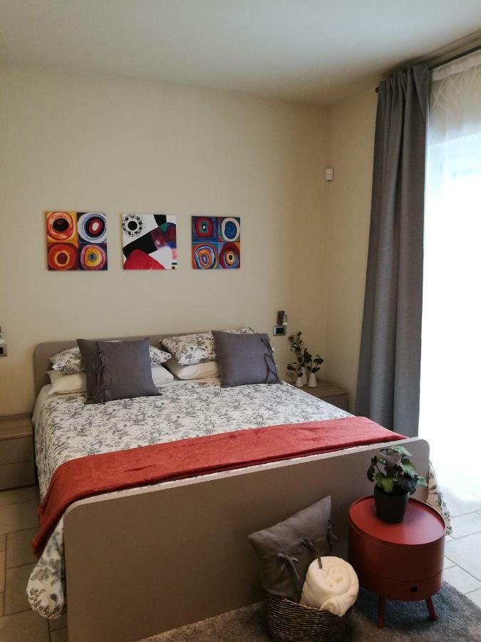 A&G Apartment Aosta - Elegante Casa 100 Mq Su Due Piani Con Wi-Fi-Giardino-Parcheggio المظهر الخارجي الصورة