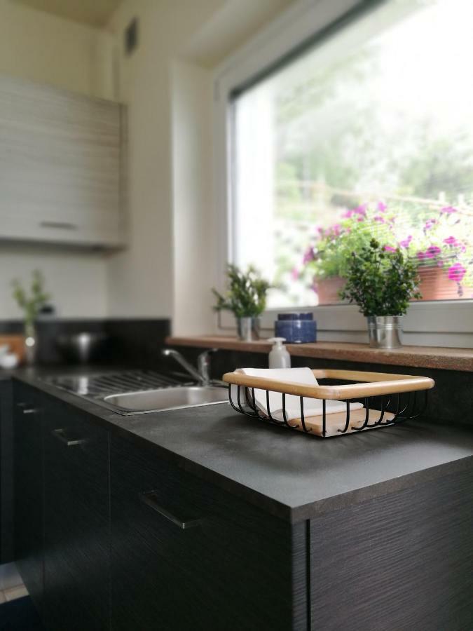 A&G Apartment Aosta - Elegante Casa 100 Mq Su Due Piani Con Wi-Fi-Giardino-Parcheggio المظهر الخارجي الصورة