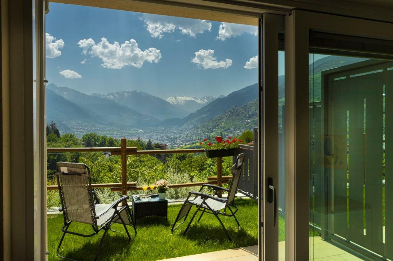 A&G Apartment Aosta - Elegante Casa 100 Mq Su Due Piani Con Wi-Fi-Giardino-Parcheggio المظهر الخارجي الصورة