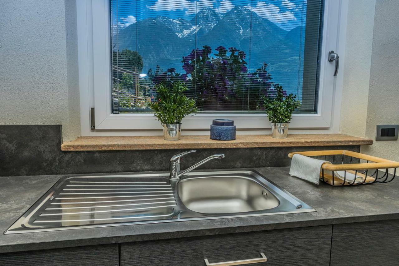 A&G Apartment Aosta - Elegante Casa 100 Mq Su Due Piani Con Wi-Fi-Giardino-Parcheggio المظهر الخارجي الصورة