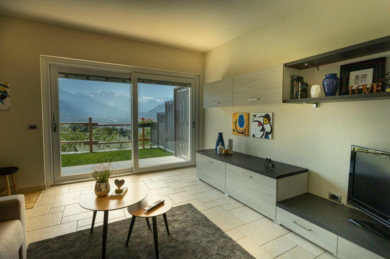A&G Apartment Aosta - Elegante Casa 100 Mq Su Due Piani Con Wi-Fi-Giardino-Parcheggio المظهر الخارجي الصورة